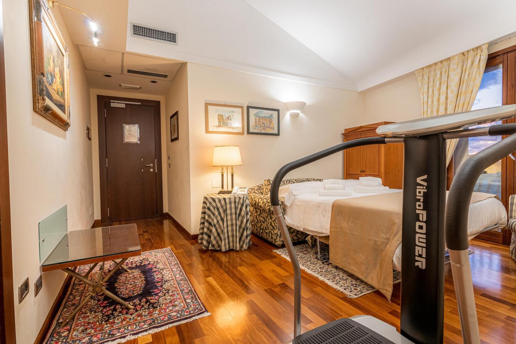 Hotel Cala Del Porto Vibo Valentia Marina Buitenkant foto