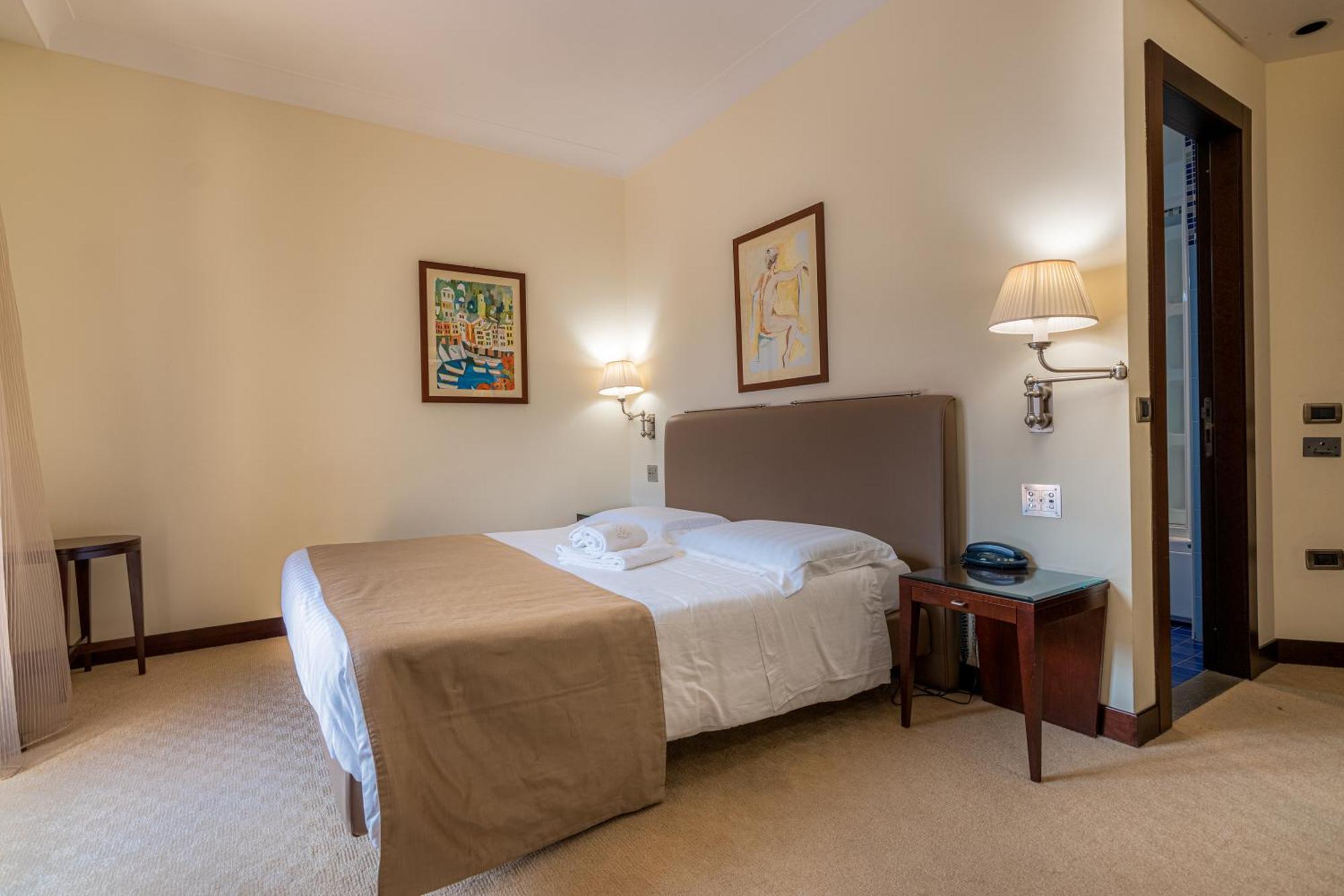 Hotel Cala Del Porto Vibo Valentia Marina Buitenkant foto