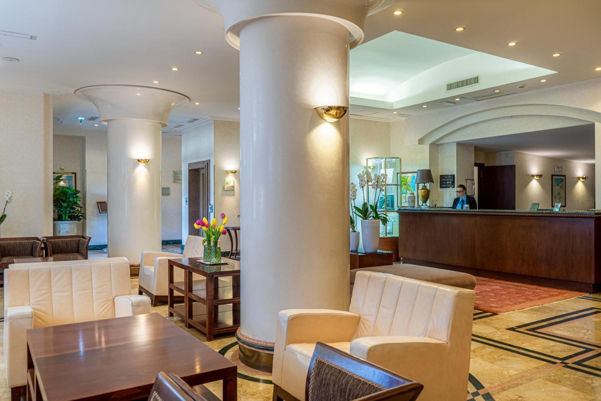 Hotel Cala Del Porto Vibo Valentia Marina Buitenkant foto